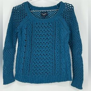 American Eagle Outfitters teal blue open-knit cable knit pullover‎ sweater